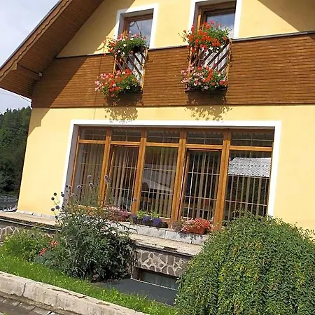 Holica Pieniny * Lesnica