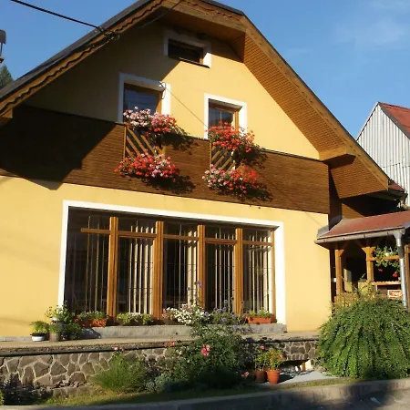 Holica Pieniny Lodge Lesnica
